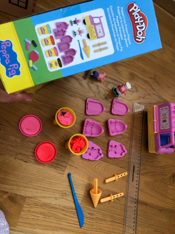 Play-Doh Peppa Pig glassbil