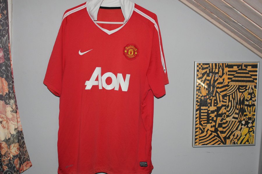 Manchester United 2010 fodboldtrøje størrelse XL