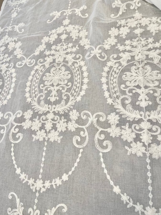 Multibandslängder Sanna Svanefors Offwhite Skir Broderi Shabby Chic lantligt