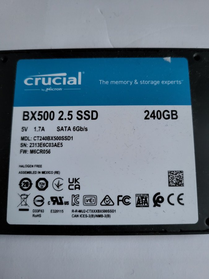 Hårddisk CRUCIAL 240GB SSD