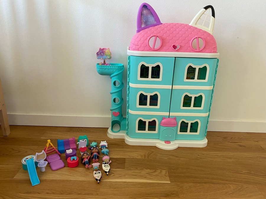 Gabbys dockskåpe dollhouse med dockor och möbler