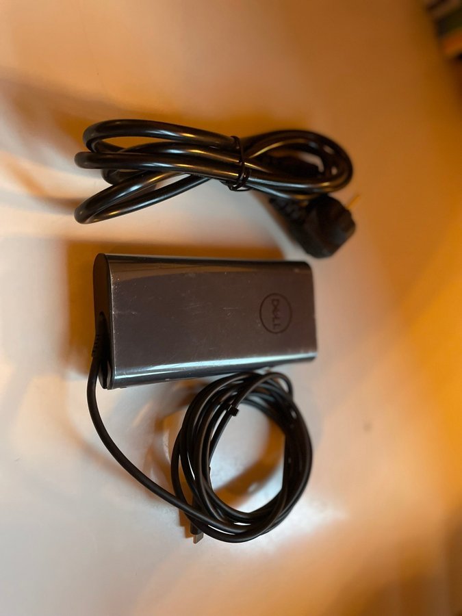 Dell 90 Watt USB-C AC Adapter