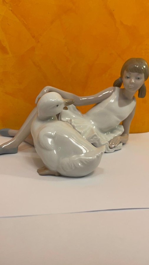 Lladro NAO 2 st figurer porslin Spanien 1970-talet