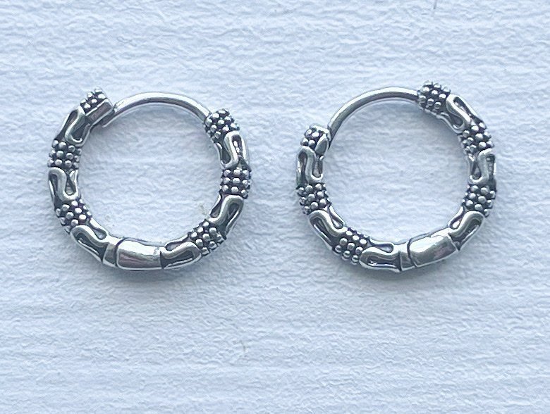 Silverpläterade/nickelfritt - örhängen/hoops/boho/ethnic/10 mm