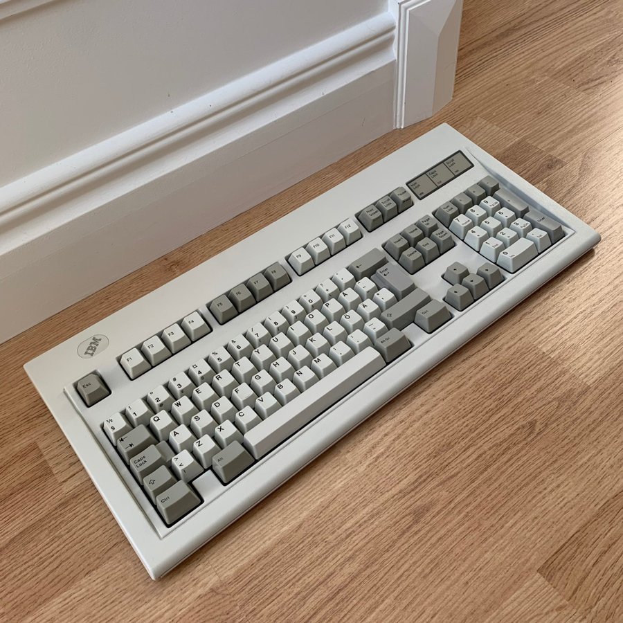 IBM Model M Skruvmoddat