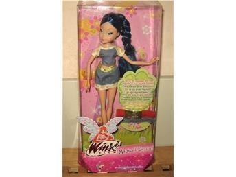 WINX MAGICAL DENIM - MUSA Docka +2 st Armband