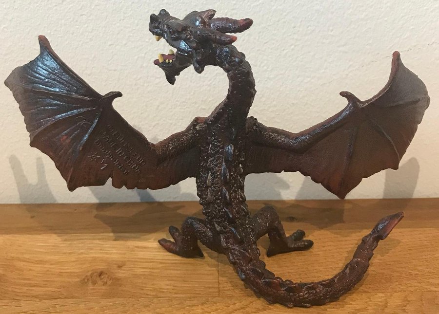 Monster - Röd drake figure