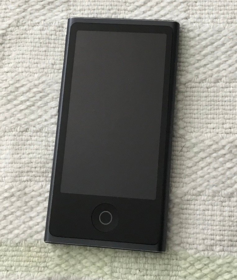 iPod A1446 16GB.