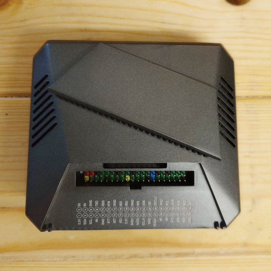 Raspberry Pi 4B 8Gb med Argon ONE skal samt strömförsörjning