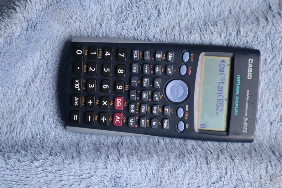 casio scientific calculator fx-82es