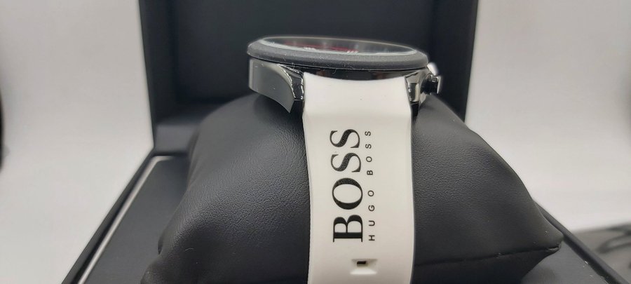 Hugo Boss Velocity HB1513718 Chronograaf Herenhorloge Wit