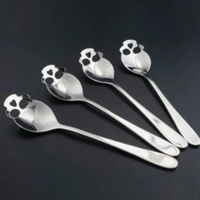 4x Skull / Skull Socker -kaffesked