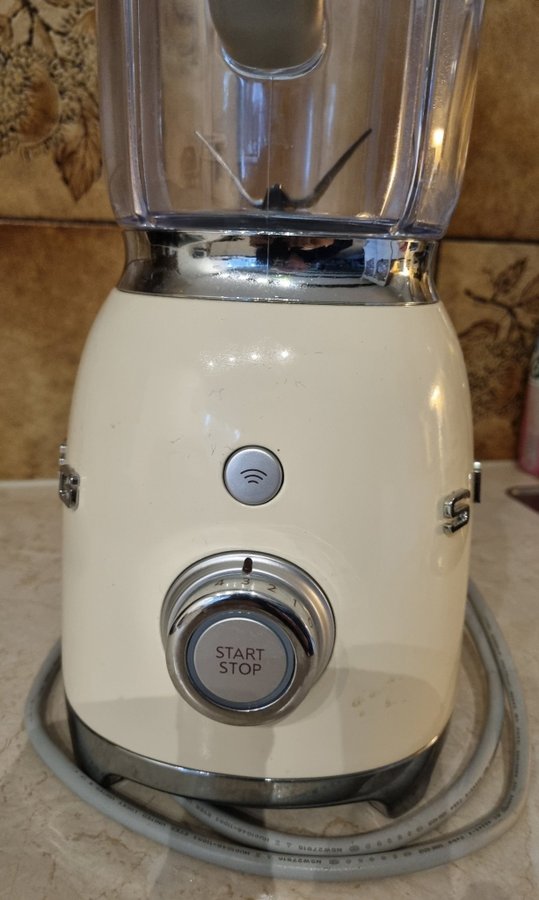 Smeg Blender