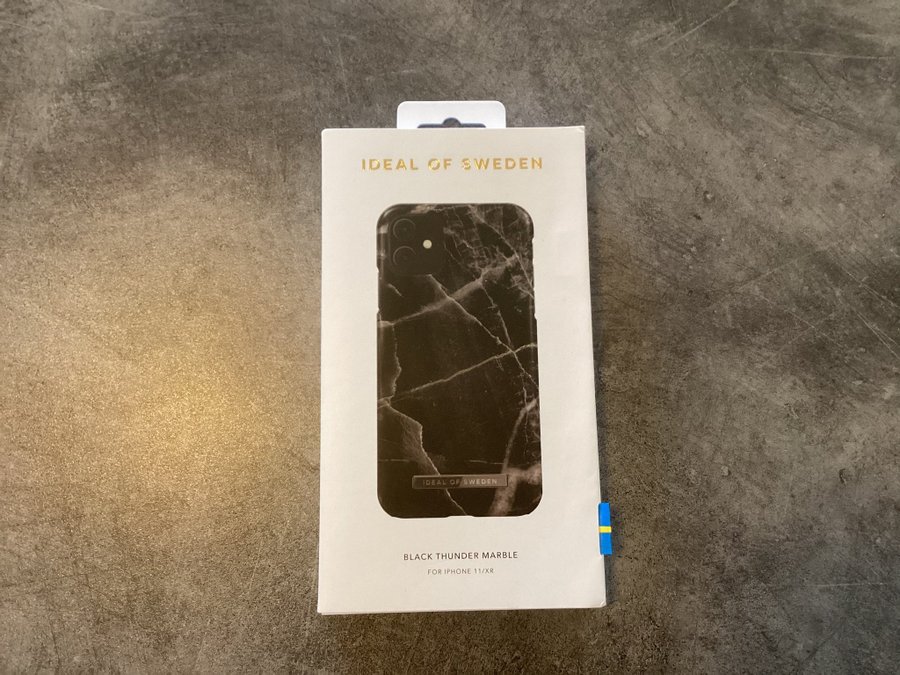 Ideal of Sweden mobilskal Iphone 11/XR, Black Thunder Marble