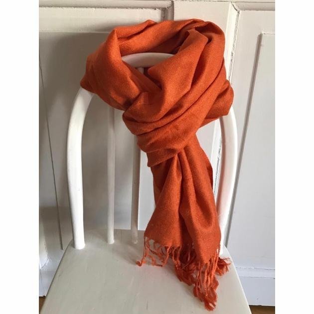 Scarf/halsduk orange 70 % viscose 30 % Acrylic