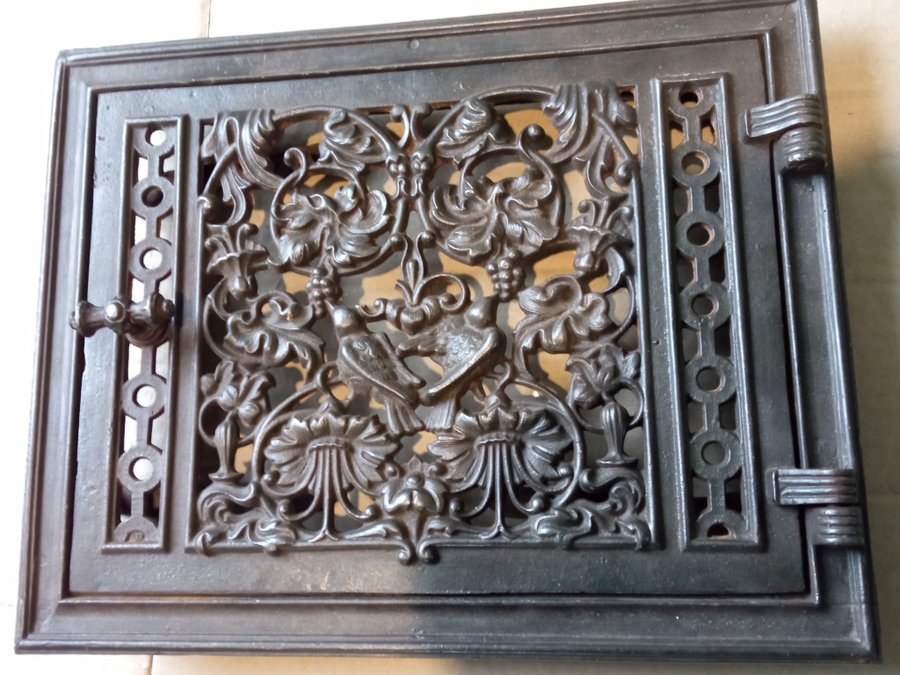 Iron openwork fireplace door 19th - 20th CENTURY