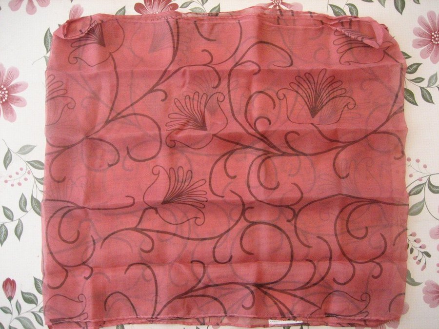 Sjal / Scarfs - Blommig 150 cm x 35 cm **Ny**