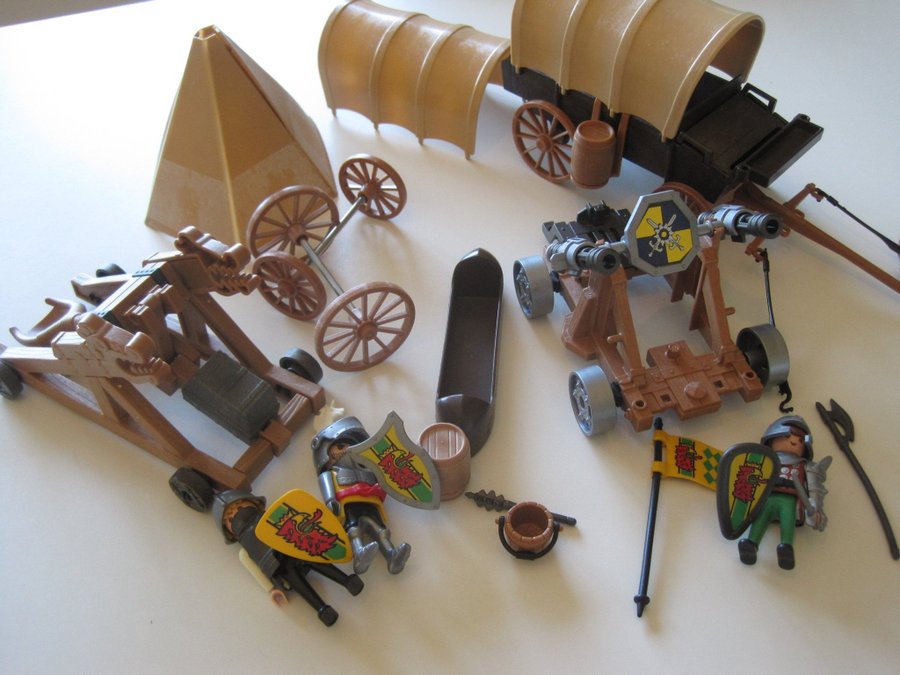 Playmobil Knights Castle Set with Catapult Wagon and Figures