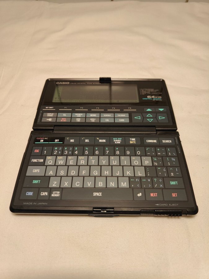 Casio 64KB Digital Diary SF-9000 med extra minneskort