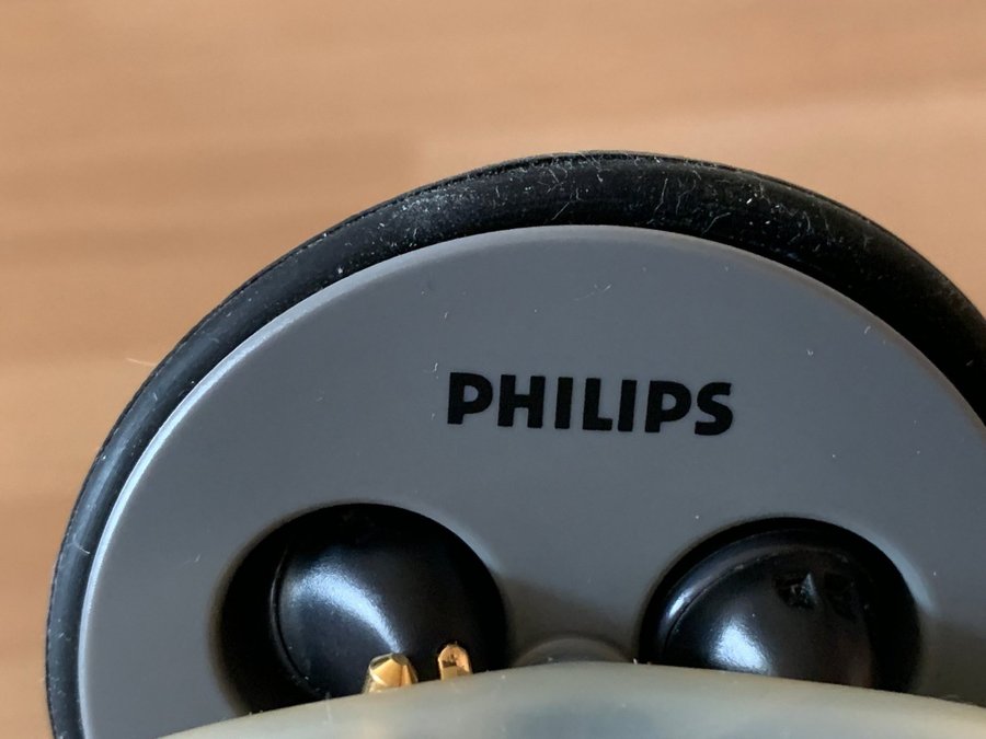 Sangean Hörlurar, hörsnäckor (i fodral från Philips!)