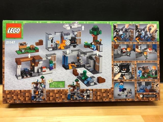 LEGO Minecraft 21147 "Bedrock Adventures" - från 2018 oöppnad / förseglad!