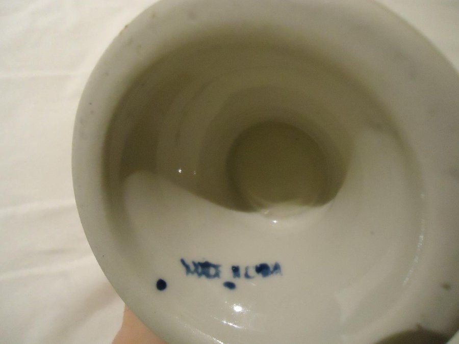Porslins kaffe Re mugg med handmålat motiv av blommor coffee tea mug ceramic