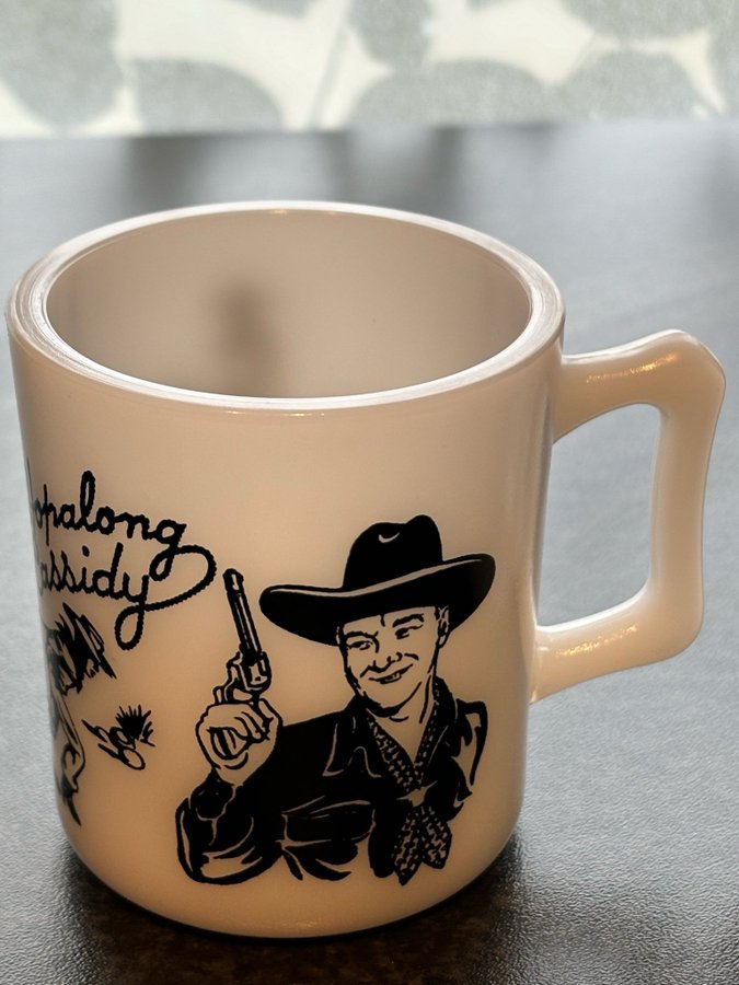 ~~ 2st Hopalong Cassidy muggar - vintage ~~