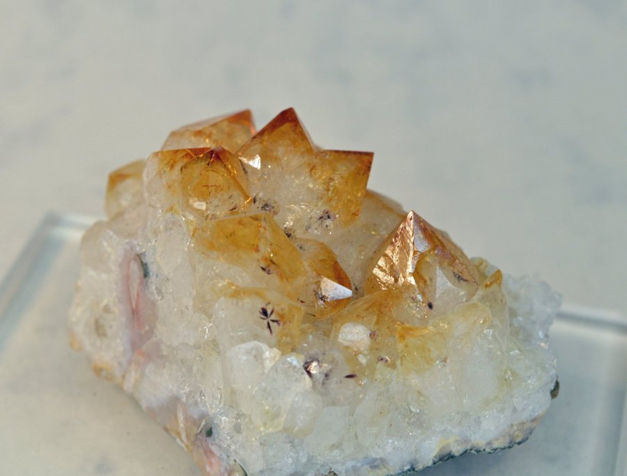 Citrin (Citrine of (burnt amethyst)