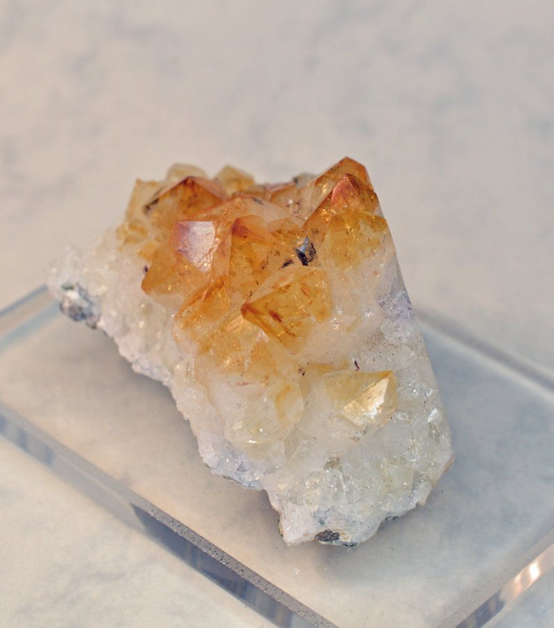 Citrin (Citrine of (burnt amethyst)