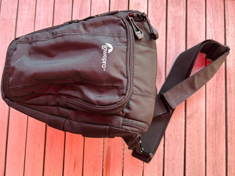 LowePro Toploader Zoom 50 AW II kameraväska