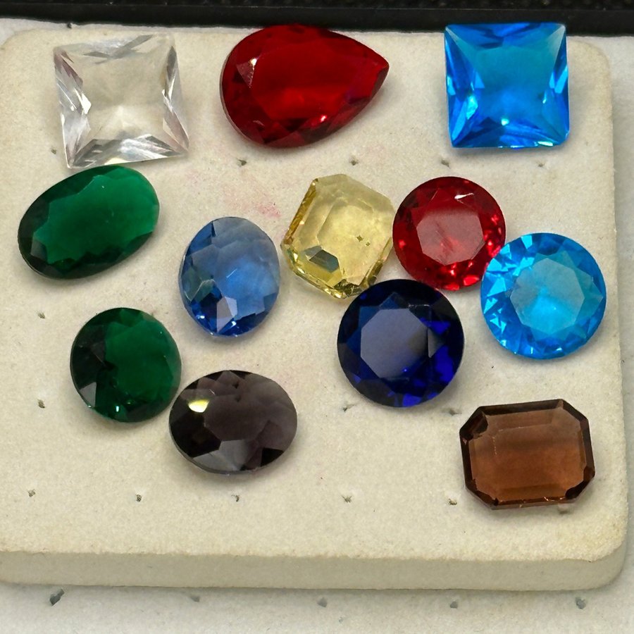 Mix stones 3050 ct