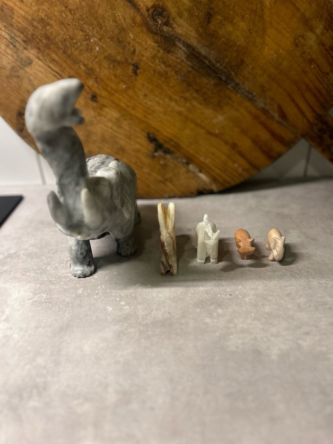 5 st stenfigurer elefant kanin åsna flodhäst Sten marmor alabaster