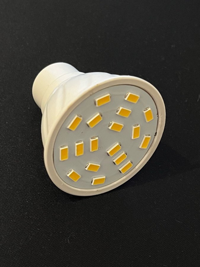 27 x LED-lampa GU10-5730-18SMD