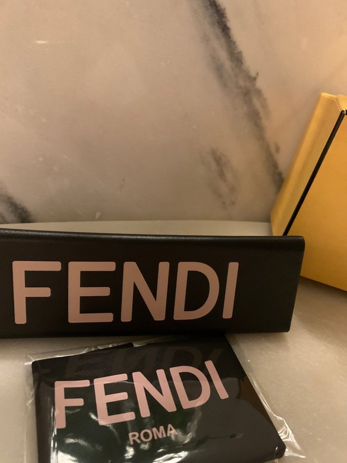 Fendi glasögonfodral