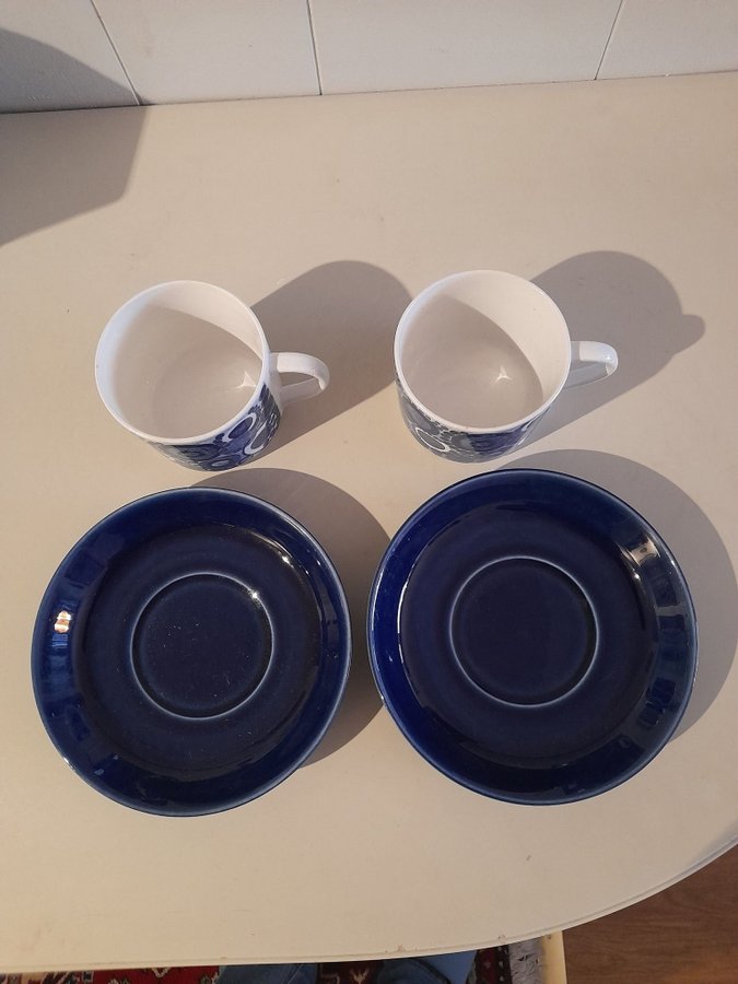 Rörstrand Kaffekoppar m. Underfat design Inger Persson.