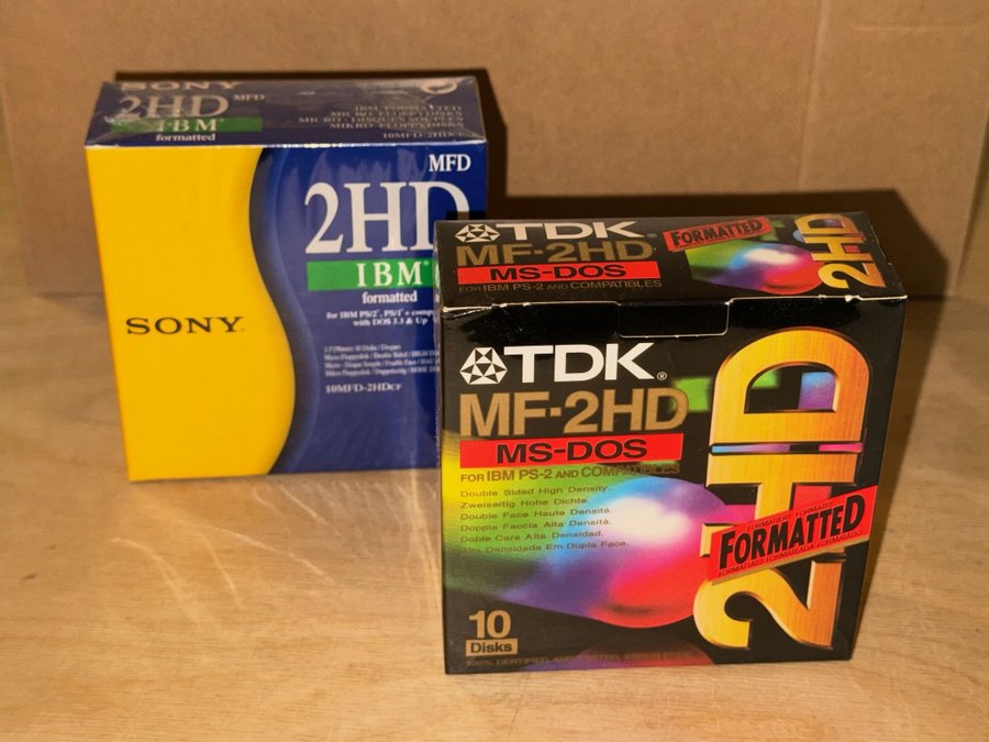 2 oöppnade förpackningar med 10 PC-disketter i varje - TDK MF-2HD  Sony MFD 2HD