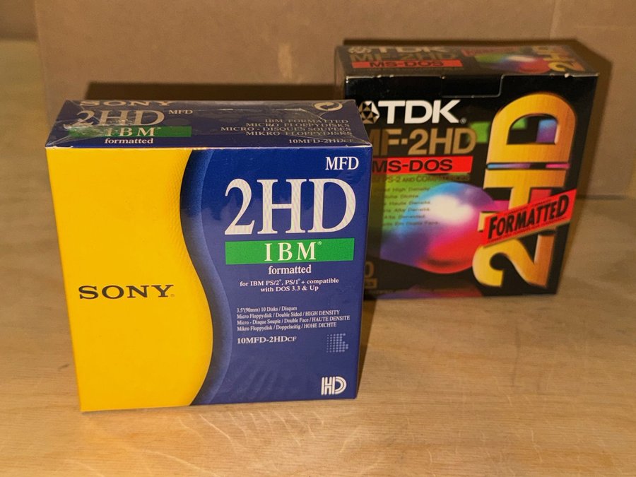 2 oöppnade förpackningar med 10 PC-disketter i varje - TDK MF-2HD  Sony MFD 2HD