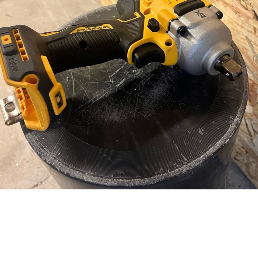 Dewalt dcf892 mutterdragare oanvänd