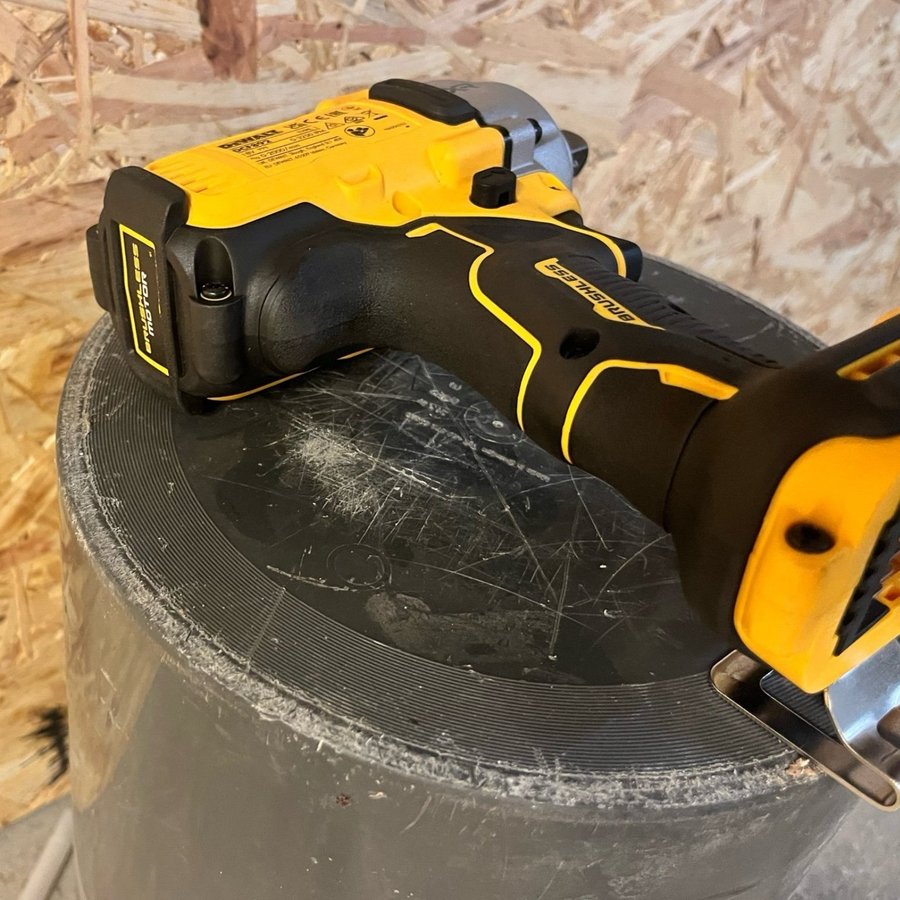 Dewalt dcf892 mutterdragare oanvänd