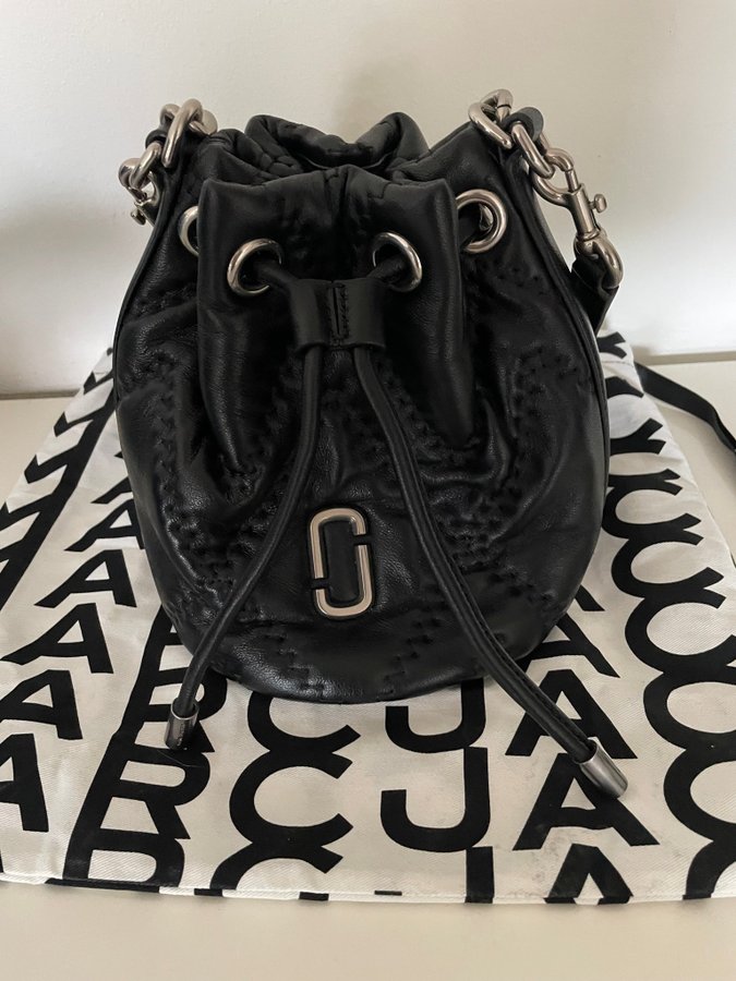 Marc Jacobs bucket bag