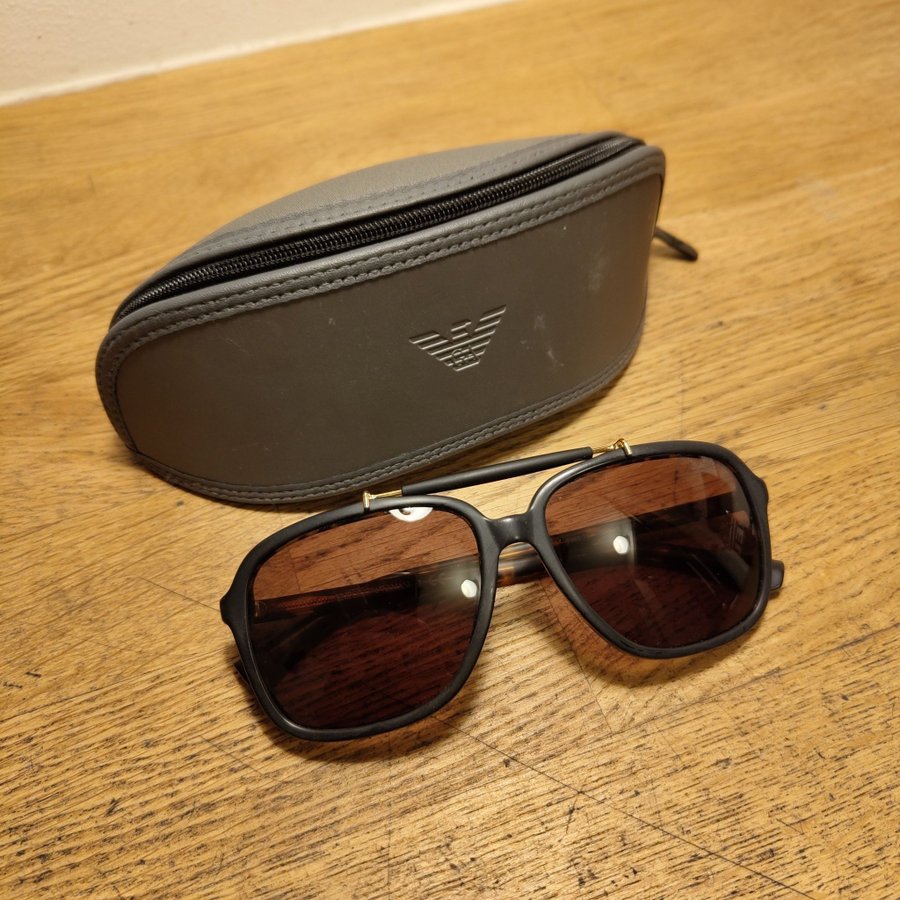 Emporio Armani solglasögon