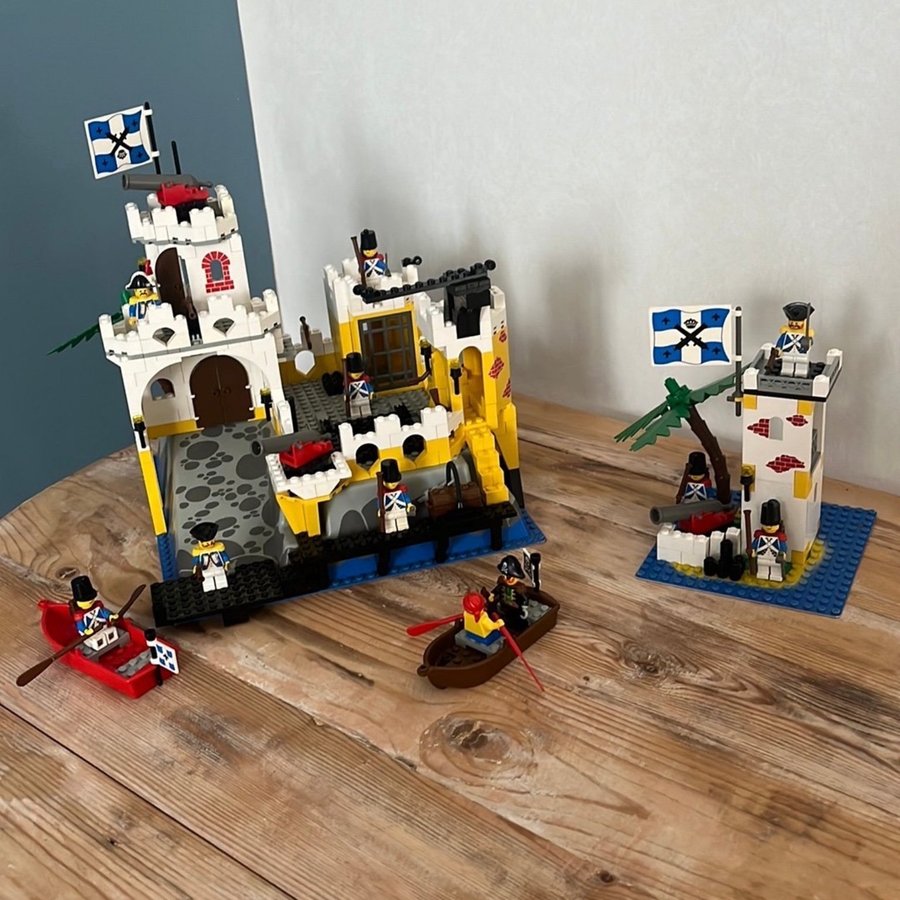 Lego pirates Eldorado fortress och Sabre island