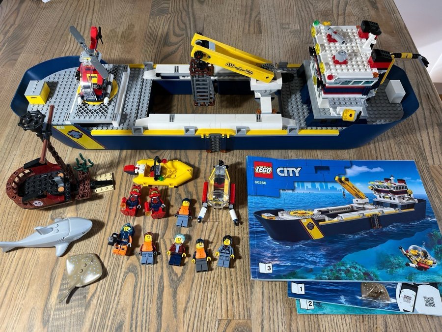 LEGO City 60266 Havsforskningsfartyg