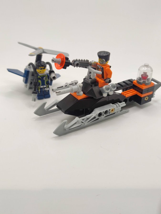 Lego 8631 Mission Jetpack Pursuit