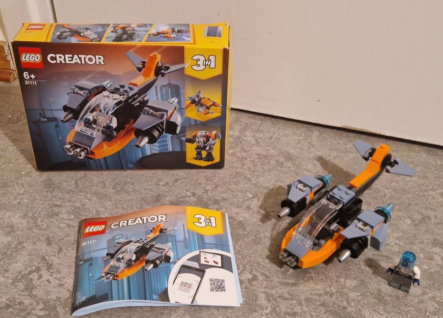 LEGO Creator Cyberdrönare, 3-i-1, 31111