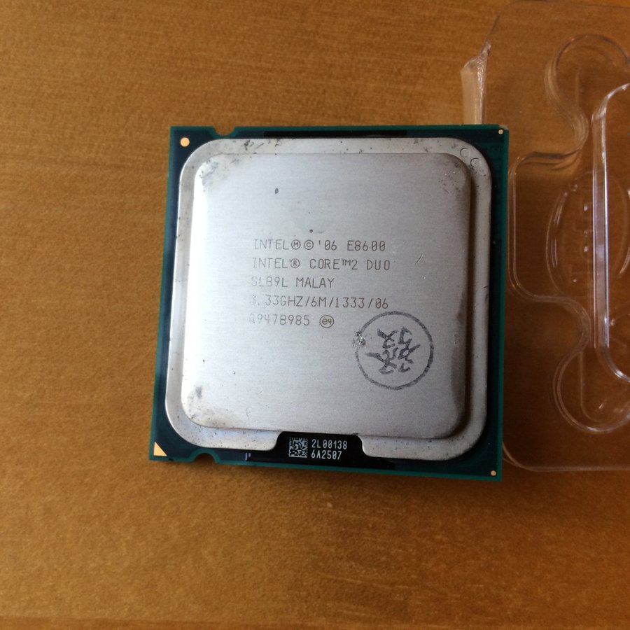 Intel Core 2 Duo Processor E8600 2M Cache 3.33 GHz 1333 mhz fsb socket 775 cpu