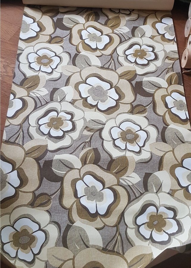 Tapetrullar med blommotiv - vit/beige 50tals känsla - från 60/70-tal