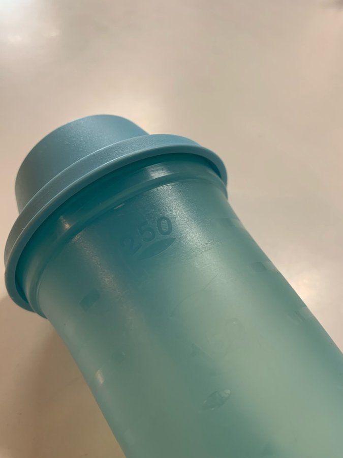 Shaker Tupperware 250 ml