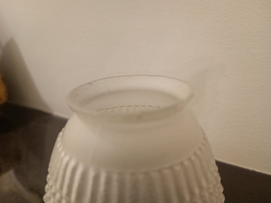 Lampskärm i glas