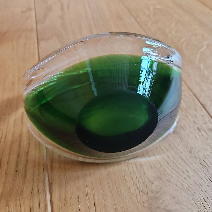 Grön glas skål